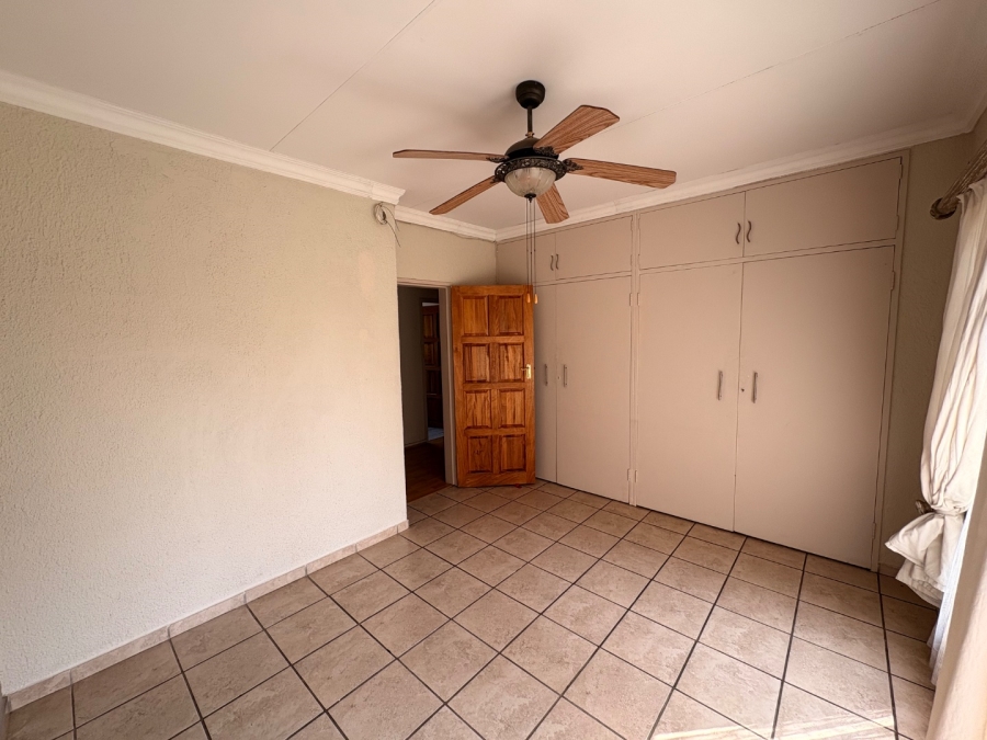 4 Bedroom Property for Sale in Neserhof North West